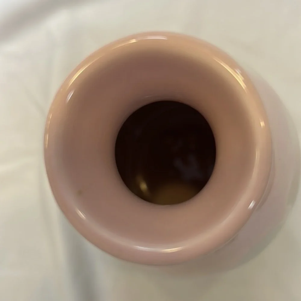 Isaac Mizrahi Loves , xo,Sienna White with Pink Drip Glaze Vase